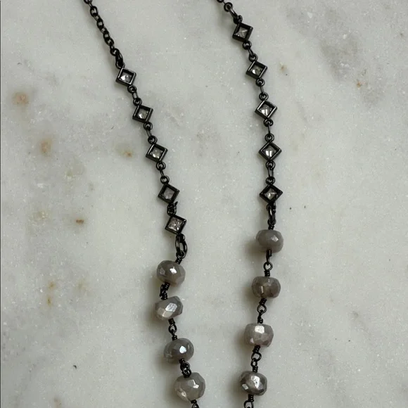 Beautiful moonstone and quartz crystal necklace - Picture 3 of 4